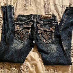 Rock revival smoke free home